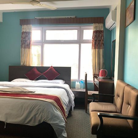 Hotel Discovery Inn Katmandu Zewnętrze zdjęcie