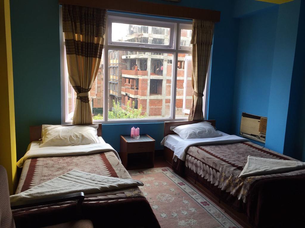 Hotel Discovery Inn Katmandu Zewnętrze zdjęcie